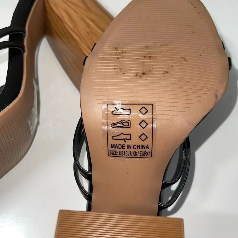 Qupid Black Square Toe Strappy 5” Wooden Block Heel Sandals 10 Women’s